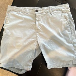 AG The Wanderer Short: slim trouser short